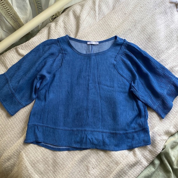 Zara Blouse Denim color - Picture 1 of 5